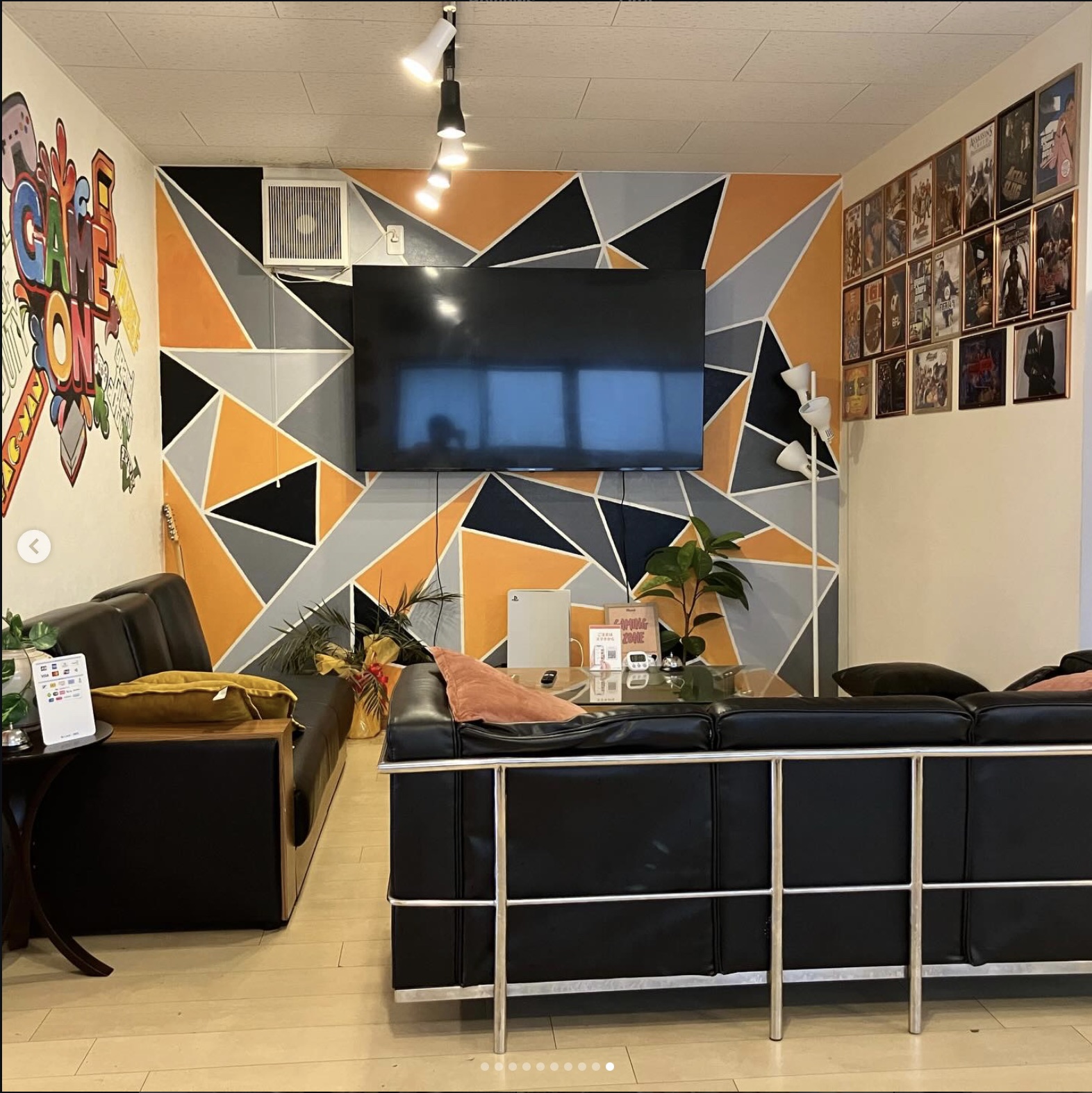 Khan's Adda lounge area